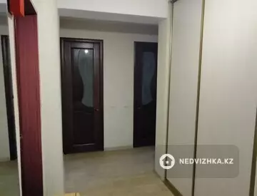 2-комнатная квартира, этаж 7 из 9, 48 м², миниатюра 5