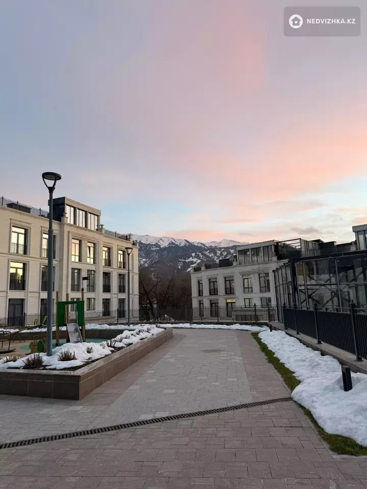 4-бөлмелі пәтер, қабат 1 барлық қабат саны 3, 245 м², 2-фотосурет
