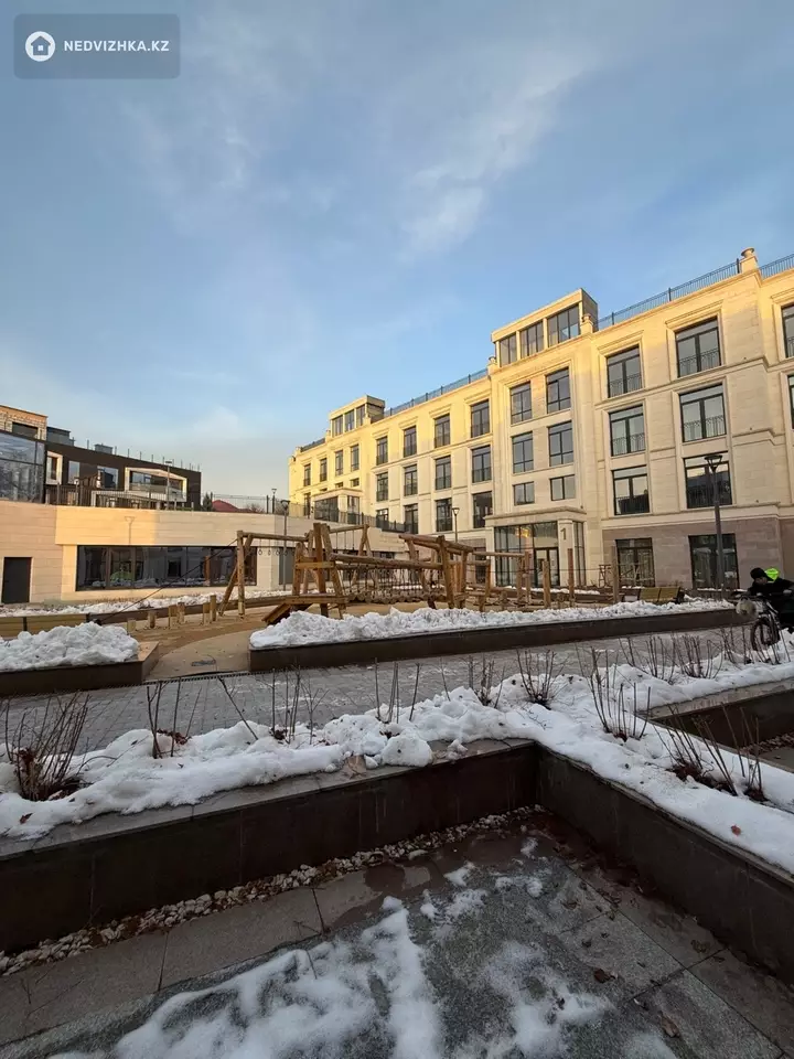 4-бөлмелі пәтер, қабат 1 барлық қабат саны 3, 245 м², 4-фотосурет