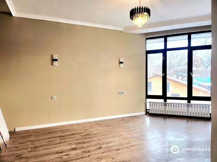6-комнатный дом, 8.2 соток, 221 м², фотография 5