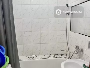 3-комнатная квартира, этаж 4 из 5, 65 м²