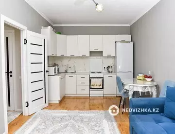 2-комнатная квартира, этаж 3 из 9, 40 м², миниатюра 6