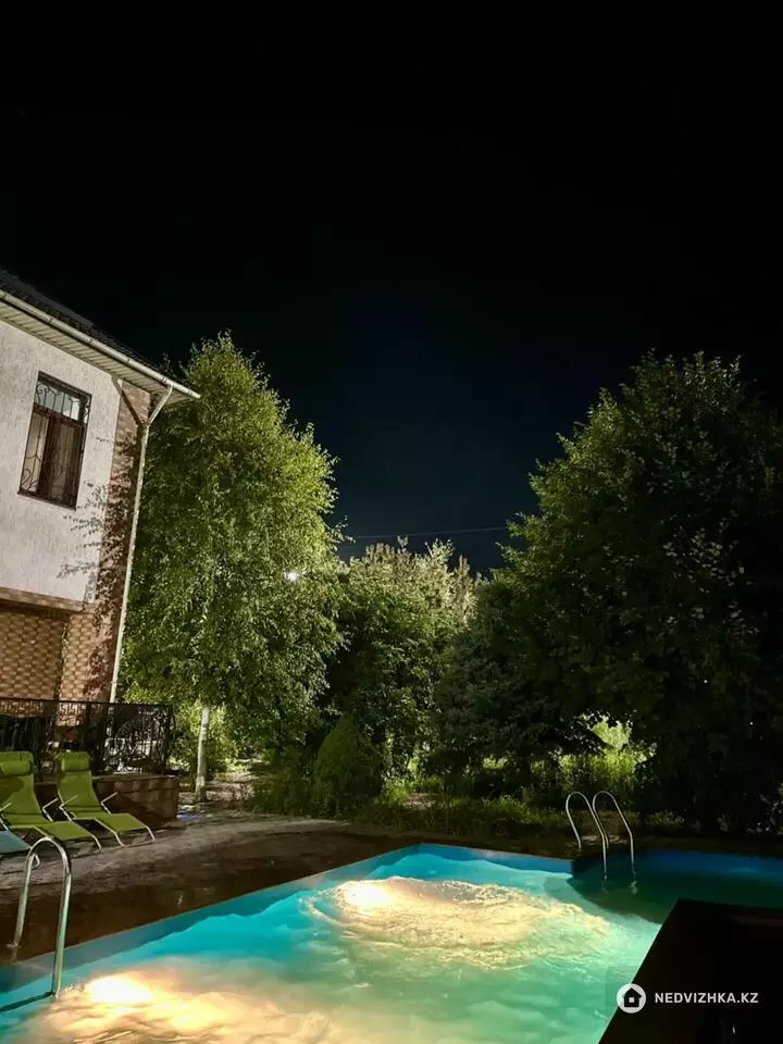5-комнатный дом, 16 соток, 206 м², фотография 2