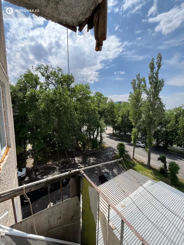 2-комнатная квартира, этаж 4 из 5, 45 м²
