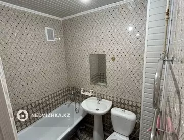 2-комнатная квартира, этаж 4 из 5, 45 м², миниатюра 3