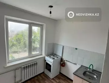 2-комнатная квартира, этаж 4 из 5, 45 м², миниатюра 4