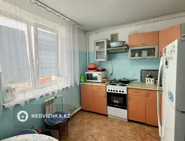 2-комнатная квартира, этаж 4 из 5, 64 м², миниатюра 5
