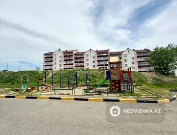 2-комнатная квартира, этаж 4 из 5, 64 м², миниатюра 10