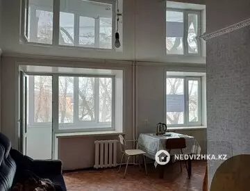 2-комнатная квартира, этаж 2 из 4, 44 м²
