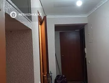 2-комнатная квартира, этаж 2 из 4, 44 м²