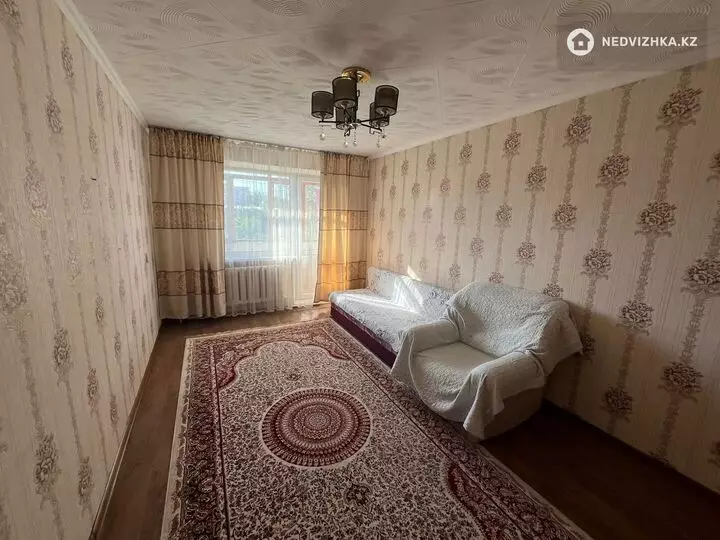 1-комнатная квартира, этаж 5 из 5, 30 м²