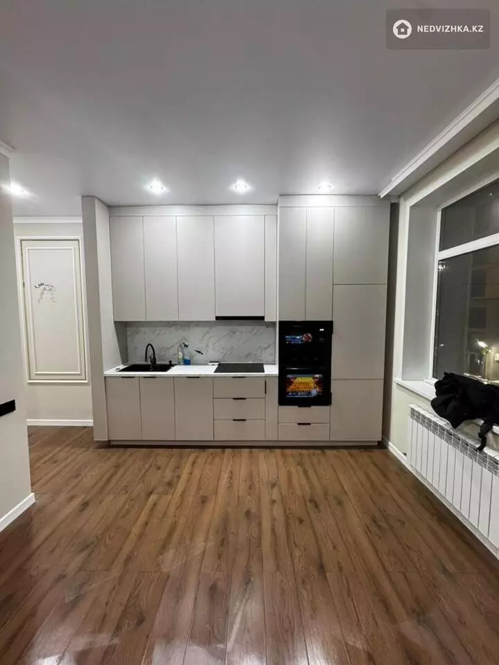 3-комнатная квартира, этаж 2 из 17, 67 м², фотография 3