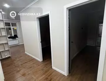 3-комнатная квартира, этаж 2 из 17, 67 м², миниатюра 10