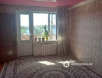 3-комнатная квартира, этаж 5 из 5, 59 м²
