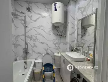 2-комнатная квартира, этаж 3 из 5, 62 м², миниатюра 5