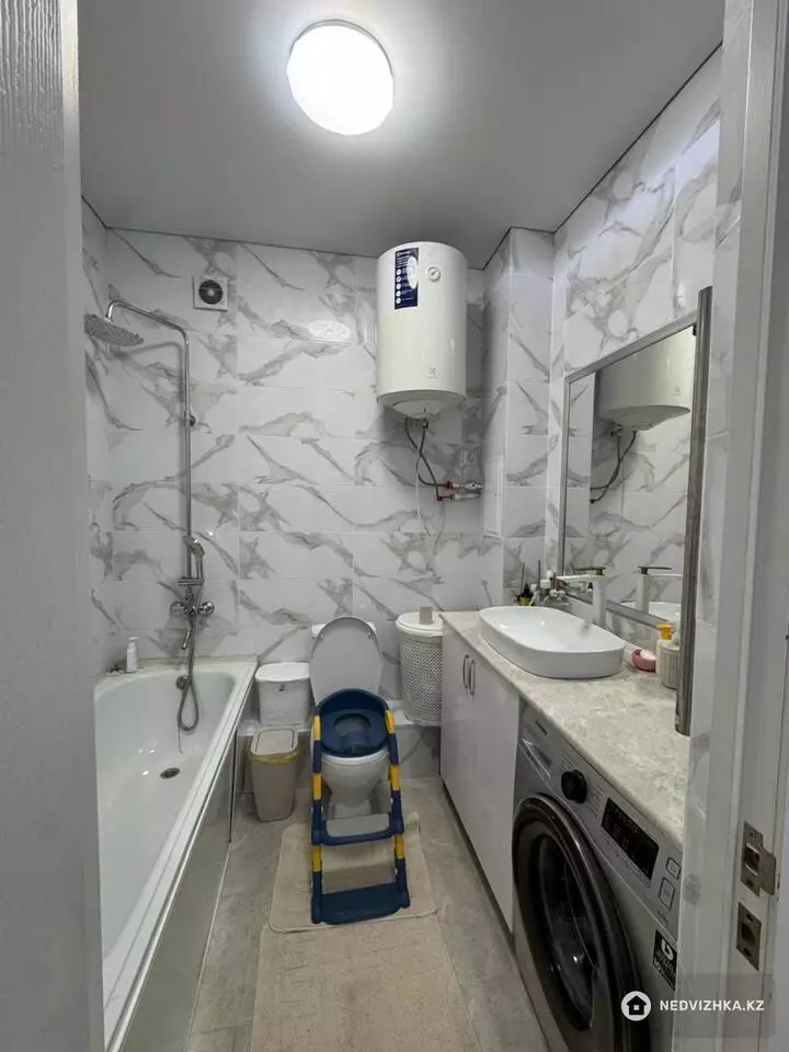 2-комнатная квартира, этаж 3 из 5, 62 м², фотография 5