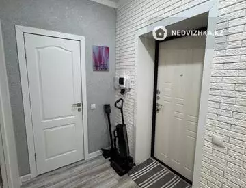 2-комнатная квартира, этаж 3 из 5, 62 м², миниатюра 8