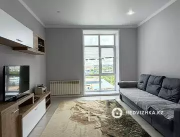 2-комнатная квартира, этаж 2 из 10, 61 м², миниатюра 4