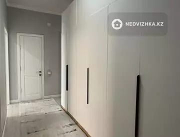 2-комнатная квартира, этаж 2 из 10, 61 м², миниатюра 7