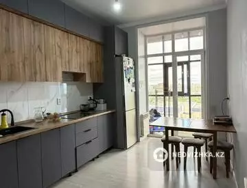 2-комнатная квартира, этаж 2 из 10, 61 м², миниатюра 8