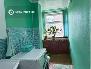 3-комнатная квартира, этаж 3 из 9, 70 м², миниатюра 12
