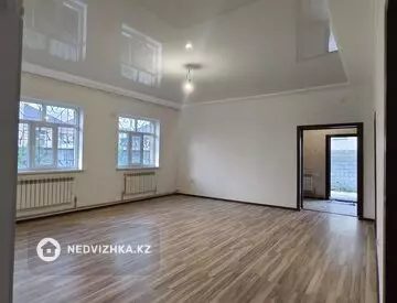 5-бөлмелі үй, 8 соттық, 133 м², 1-нобай