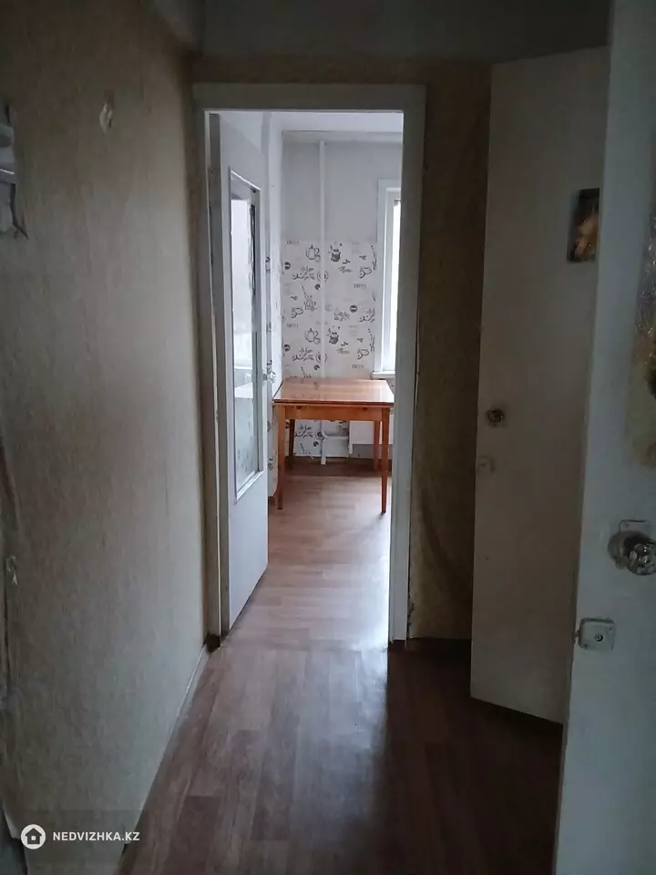 3-комнатная квартира, этаж 4 из 5, 69 м², фотография 3