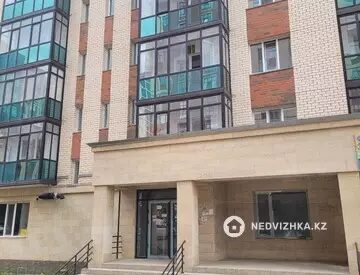 Помещение, этаж 1 из 10, 90 м², На длительный срок, миниатюра 1