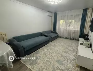 5-комнатная квартира, этаж 3 из 5, 87 м²