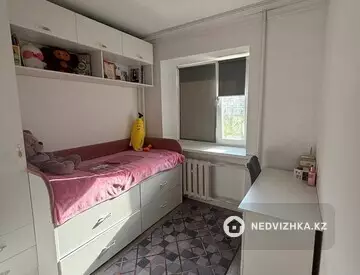 5-комнатная квартира, этаж 3 из 5, 87 м²