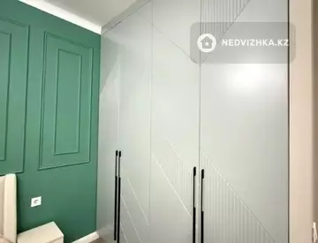 2-комнатная квартира, этаж 2 из 17, 72 м²