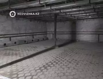 Склад, Общепит и др., этаж 1, 600 м²
