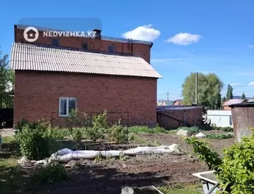 6-комнатный дом, 6 соток, 195 м²