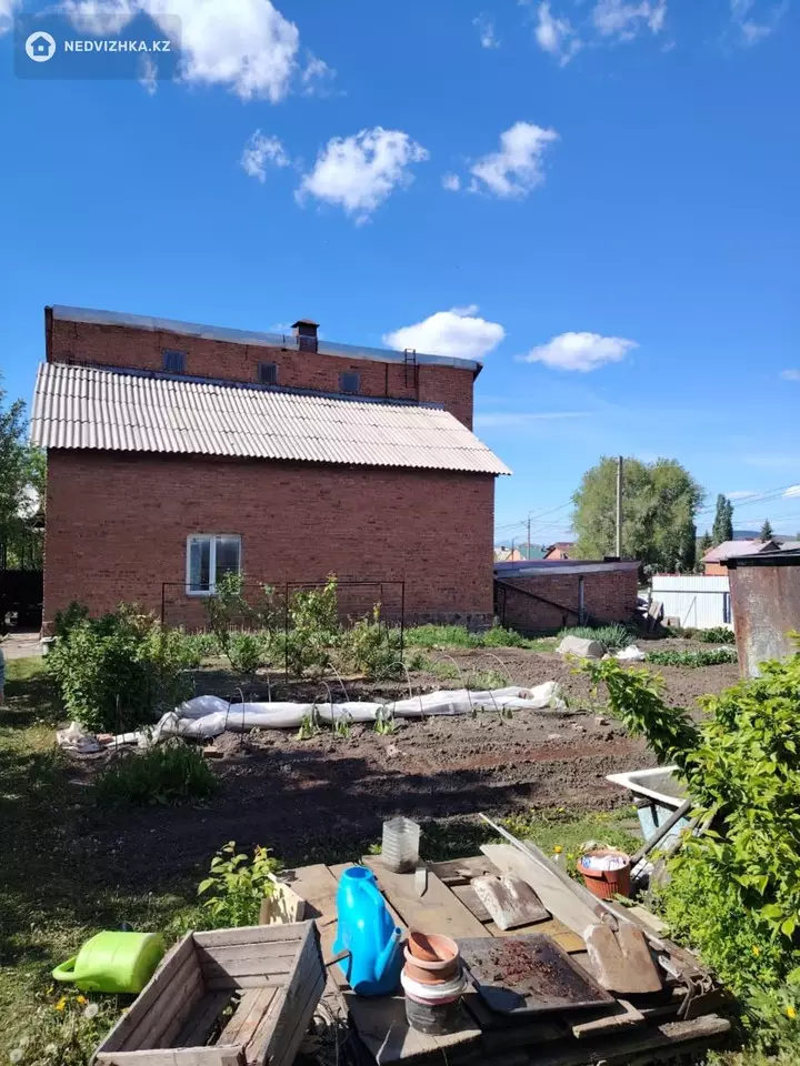 6-комнатный дом, 6 соток, 195 м², фотография 3