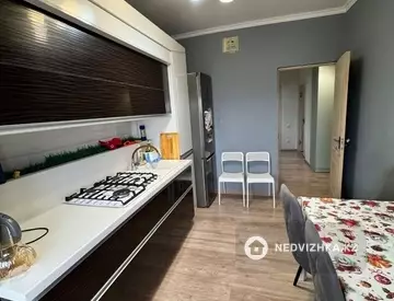 3-комнатная квартира, этаж 9 из 9, 77 м², миниатюра 10