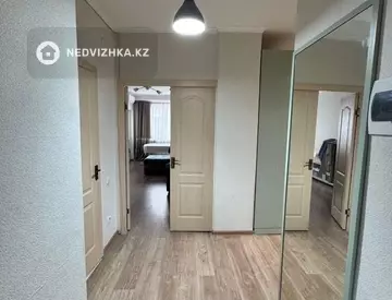3-комнатная квартира, этаж 9 из 9, 77 м², миниатюра 12