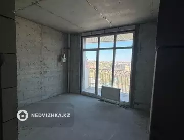 1-комнатная квартира, этаж 9 из 12, 44 м²