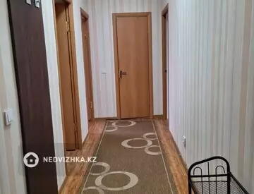 2-комнатная квартира, этаж 4 из 5, 53 м², На длительный срок, миниатюра 3