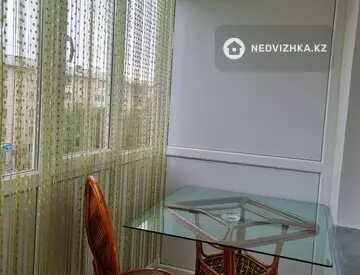 2-комнатная квартира, этаж 4 из 5, 53 м², На длительный срок, миниатюра 10