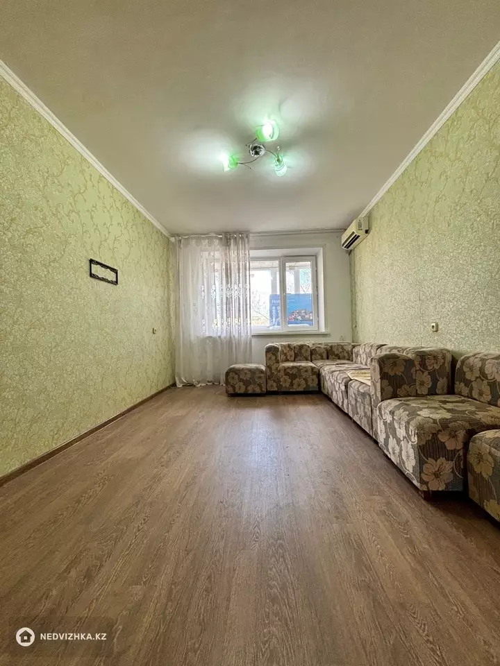 1-комнатная квартира, этаж 5 из 5, 35 м²