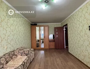 1-комнатная квартира, этаж 5 из 5, 35 м², миниатюра 3