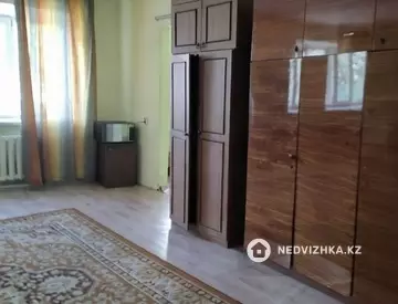 2-комнатная квартира, этаж 1 из 5, 60 м²