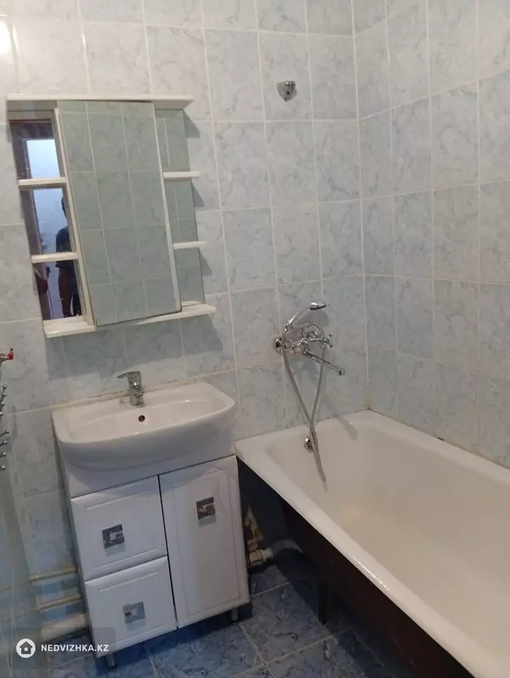 2-комнатная квартира, этаж 5 из 5, 56 м², фотография 3