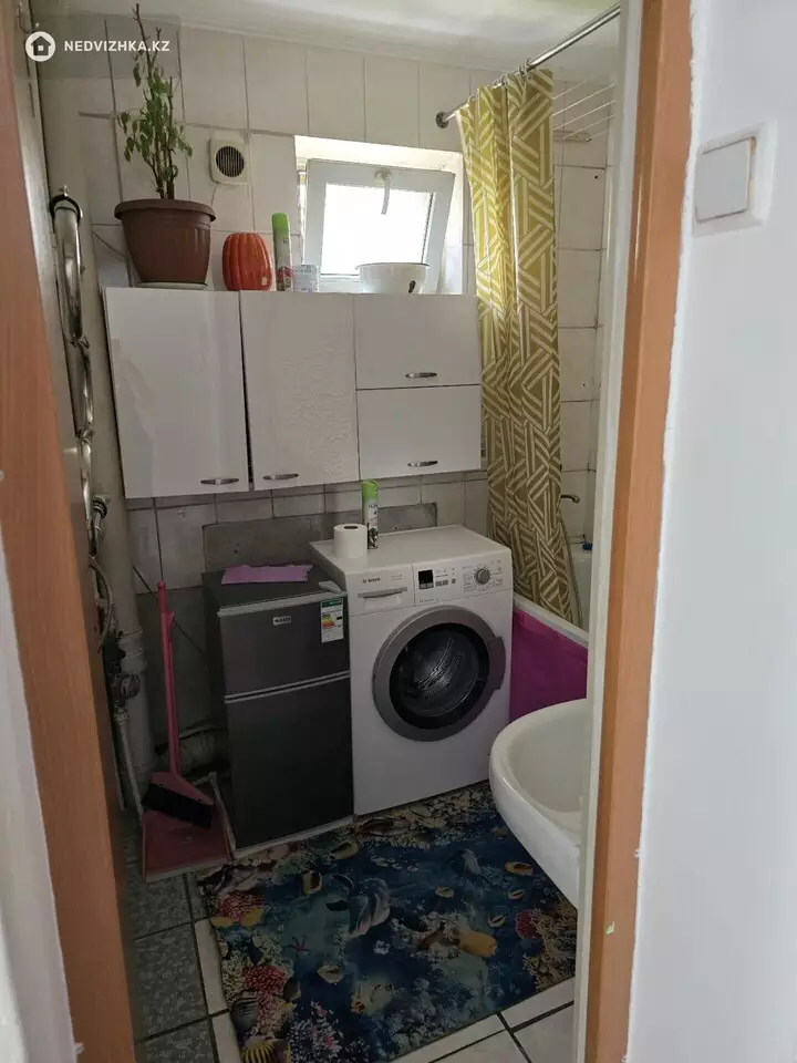 1-комнатная квартира, этаж 1 из 5, 16 м², Посуточно, фотография 3