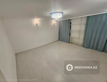 3-комнатная квартира, этаж 1 из 6, 73 м²