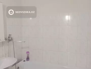 1-комнатная квартира, этаж 2 из 9, 35 м², миниатюра 11
