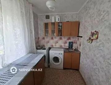 3-комнатная квартира, этаж 1 из 5, 53 м²