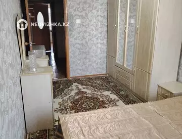 2-комнатная квартира, этаж 3 из 5, 48 м²