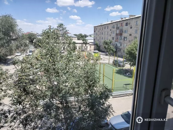 2-комнатная квартира, этаж 3 из 5, 48 м², фотография 5