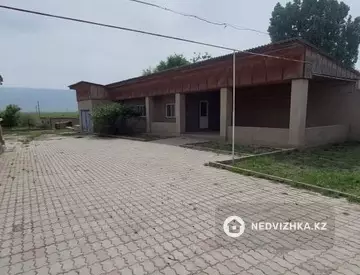 4-комнатный дом, 30 соток, 136 м², миниатюра 2